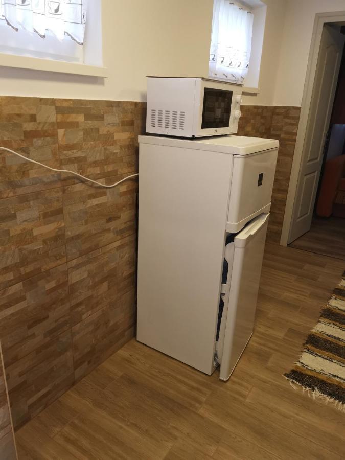 Lili Apartman Harkány Eksteriør bilde