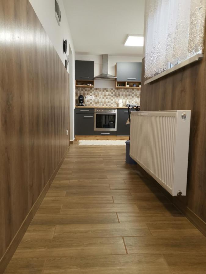 Lili Apartman Harkány Eksteriør bilde