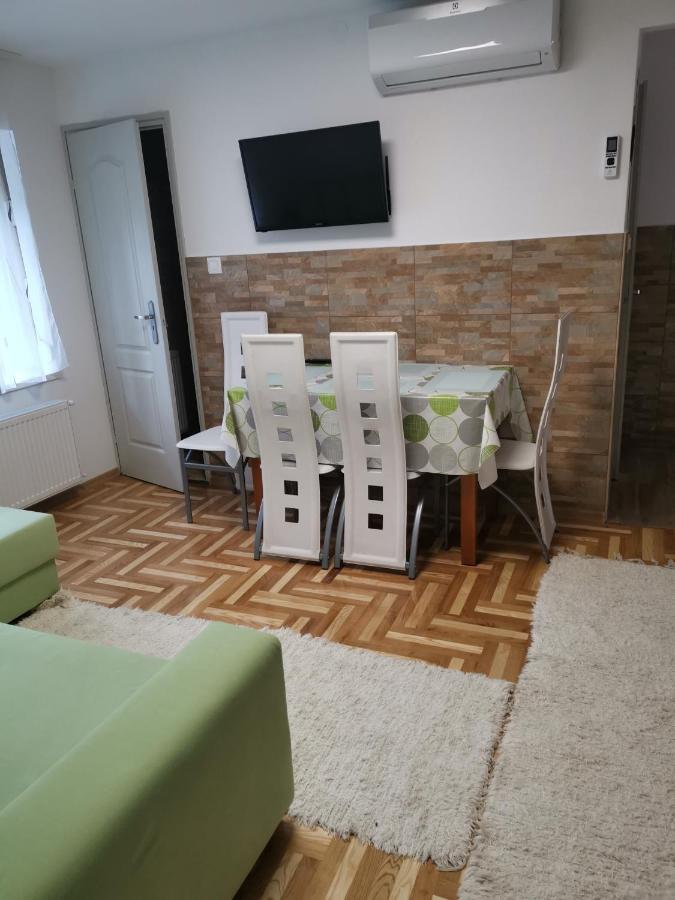Lili Apartman Harkány Eksteriør bilde